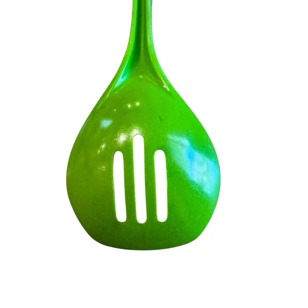 Vintage Fesco 4060 Slotted Spoon‎ Lime Green Melamine Retro Kitchen Utensil USA